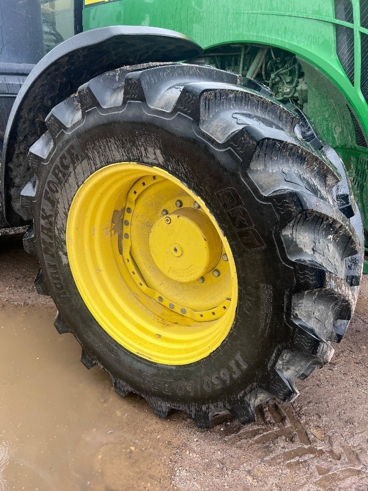 John Deere 8320R - Трактор: снимка 5 John Deere 8320R - Трактор: снимка 5