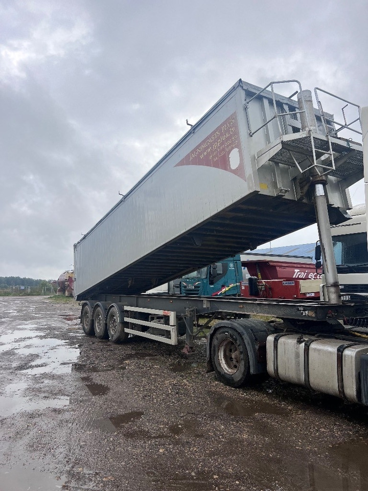 Wielton 45M3 - Селскостопанско ремарке самосвал: снимка 1 Wielton 45M3 - Селскостопанско ремарке самосвал: снимка 1