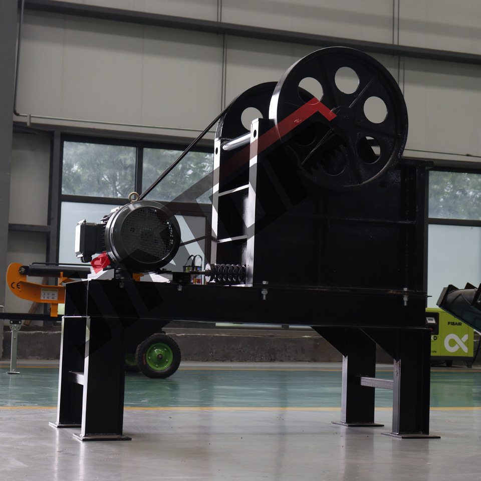 HIGHTOP 2026 New Electric Jaw Crusher - Челюстна трошачка: снимка 5 HIGHTOP 2026 New Electric Jaw Crusher - Челюстна трошачка: снимка 5