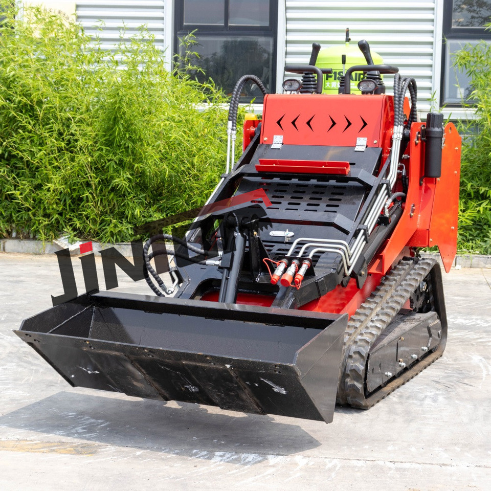 Powerful skid steer loader with different attachments - Мини верижен товарач: снимка 2 Powerful skid steer loader with different attachments - Мини верижен товарач: снимка 2