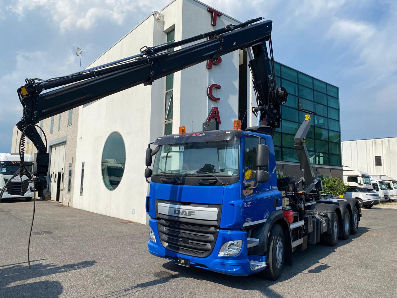 DAF CF 400 - Контейнеровоз/ Сменна каросерия камион: снимка 1 DAF CF 400 - Контейнеровоз/ Сменна каросерия камион: снимка 1