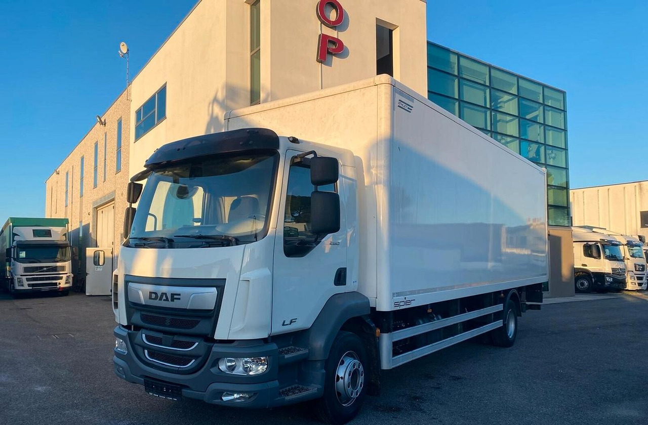 DAF LF 260 FA 2021 CASSONE E SPONDA CARICATRICE - Камион фургон: снимка 1 DAF LF 260 FA 2021 CASSONE E SPONDA CARICATRICE - Камион фургон: снимка 1