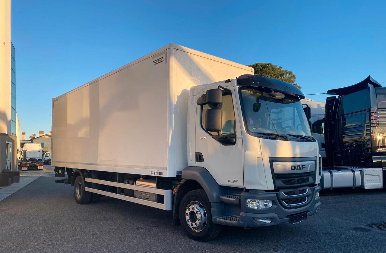 DAF LF 260 FA 2021 CASSONE E SPONDA CARICATRICE - Камион фургон: снимка 3 DAF LF 260 FA 2021 CASSONE E SPONDA CARICATRICE - Камион фургон: снимка 3