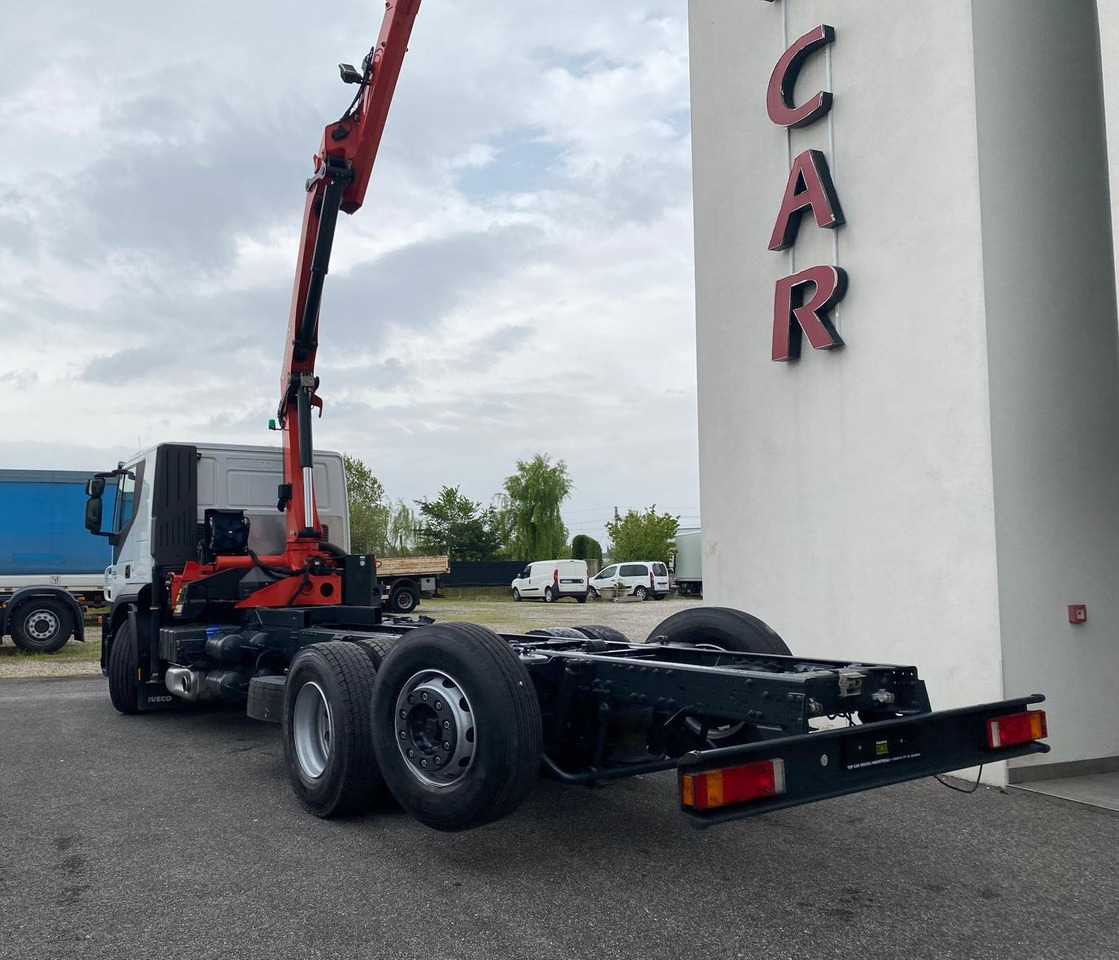 IVECO AT260S33 - Камион с кран: снимка 5 IVECO AT260S33 - Камион с кран: снимка 5
