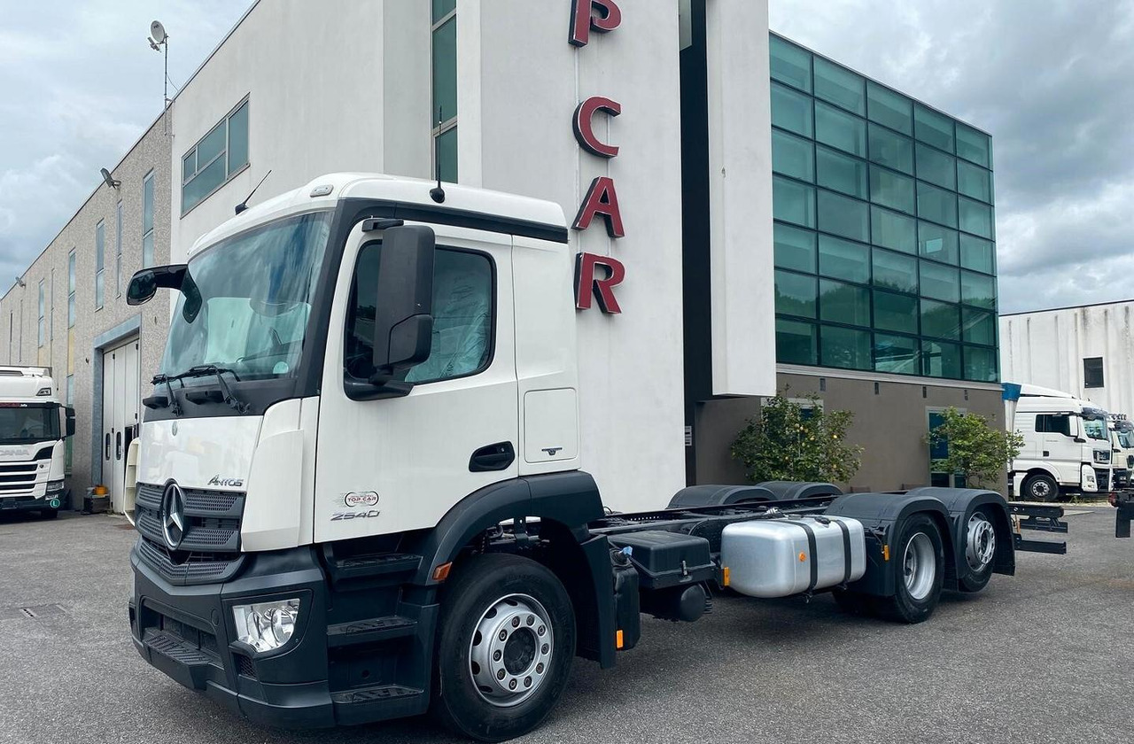 MERCEDES ANTOS 25.40 MOTRICE 3 ASSI TELAIO - Шаси кабина: снимка 1 MERCEDES ANTOS 25.40 MOTRICE 3 ASSI TELAIO - Шаси кабина: снимка 1