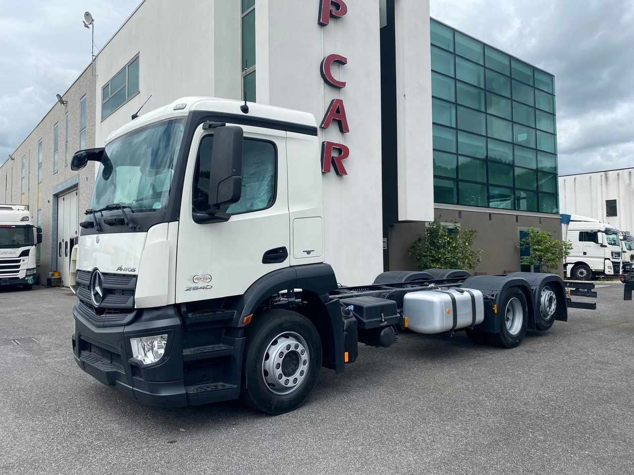 MERCEDES-BENZ ANTOS 25.40 - Шаси кабина: снимка 1 MERCEDES-BENZ ANTOS 25.40 - Шаси кабина: снимка 1