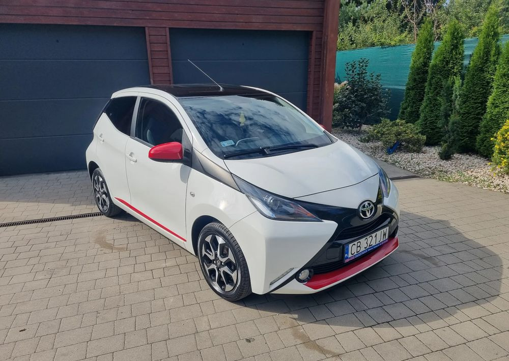 Toyota Aygo 1.0 VVT-i Sprint EU6 - Лек автомобил: снимка 2 Toyota Aygo 1.0 VVT-i Sprint EU6 - Лек автомобил: снимка 2