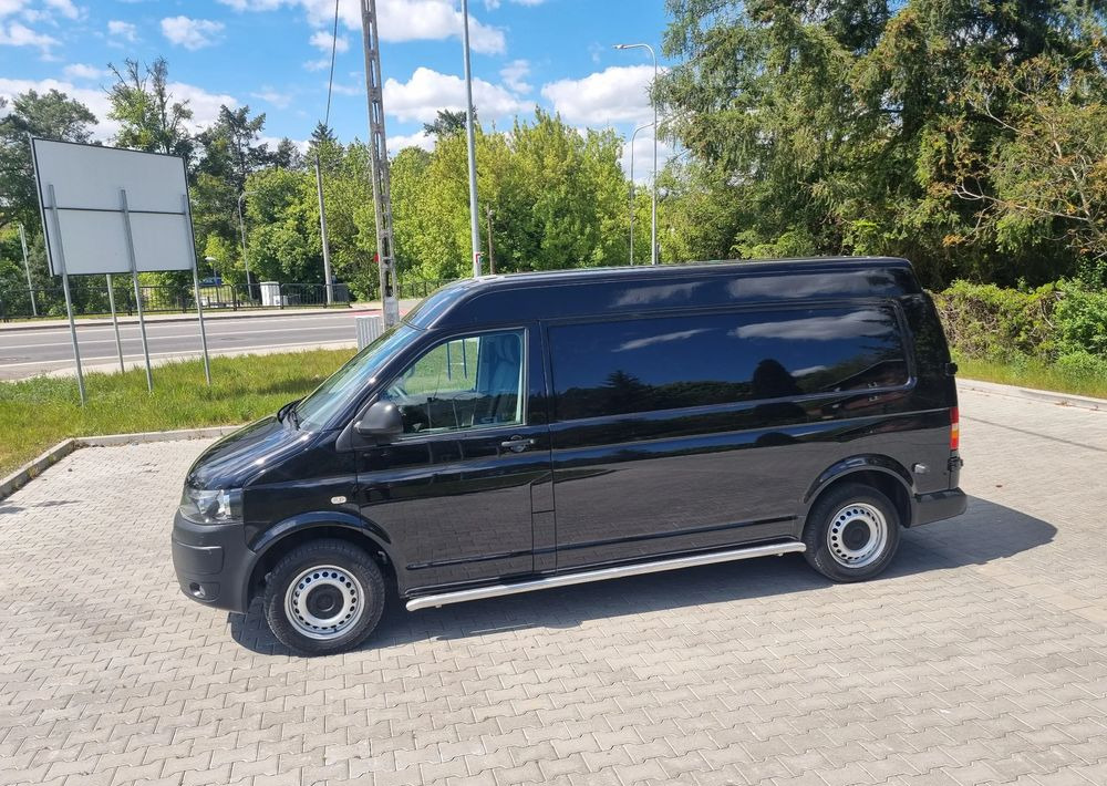 Volkswagen Transporter - Малък ван: снимка 2 Volkswagen Transporter - Малък ван: снимка 2