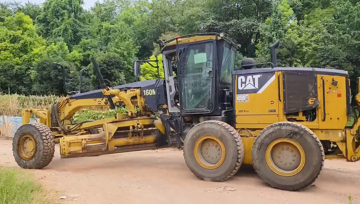 100% Original USA Used Caterpillar 160M with Very Few Hours of Use Used CAT160M Motor Grader in Very Good Condition for Sale! - Грейдер: снимка 4 100% Original USA Used Caterpillar 160M with Very Few Hours of Use Used CAT160M Motor Grader in Very Good Condition for Sale! - Грейдер: снимка 4