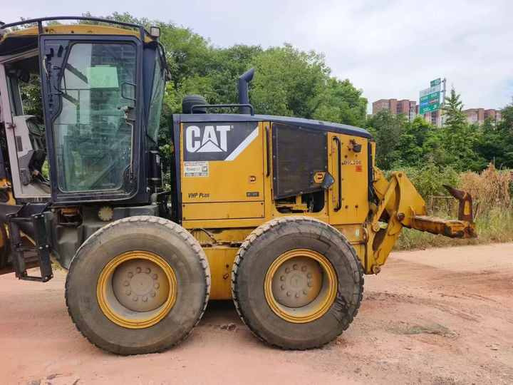 100% Original USA Used Caterpillar 160M with Very Few Hours of Use Used CAT160M Motor Grader in Very Good Condition for Sale! - Грейдер: снимка 3 100% Original USA Used Caterpillar 160M with Very Few Hours of Use Used CAT160M Motor Grader in Very Good Condition for Sale! - Грейдер: снимка 3