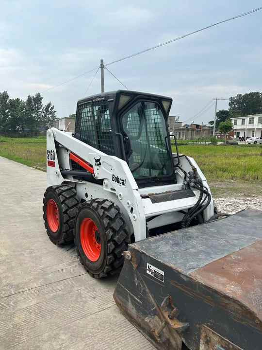 90% New Bobcat S160 Used Mini Loader Powerful, Low Price, and Very Good Quality - Мини челен товарач: снимка 2 90% New Bobcat S160 Used Mini Loader Powerful, Low Price, and Very Good Quality - Мини челен товарач: снимка 2