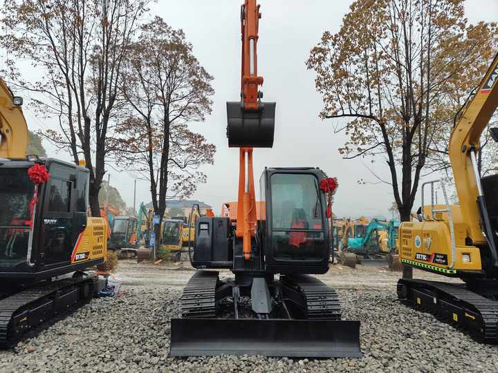 90% New HITACHI ZX70 Used Excavator Mining Construction Excavators, Strong Power, Low Price, and Very Good Quality - Верижен багер: снимка 2 90% New HITACHI ZX70 Used Excavator Mining Construction Excavators, Strong Power, Low Price, and Very Good Quality - Верижен багер: снимка 2