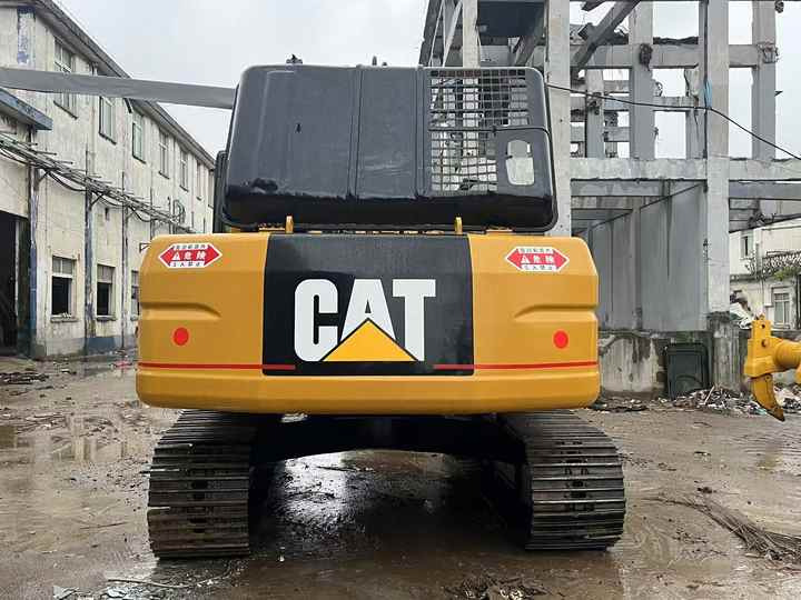 Affordable Used Cat 325BL Excavator | Durable Crawler Machine for Construction & Mining - Верижен багер: снимка 5 Affordable Used Cat 325BL Excavator | Durable Crawler Machine for Construction & Mining - Верижен багер: снимка 5
