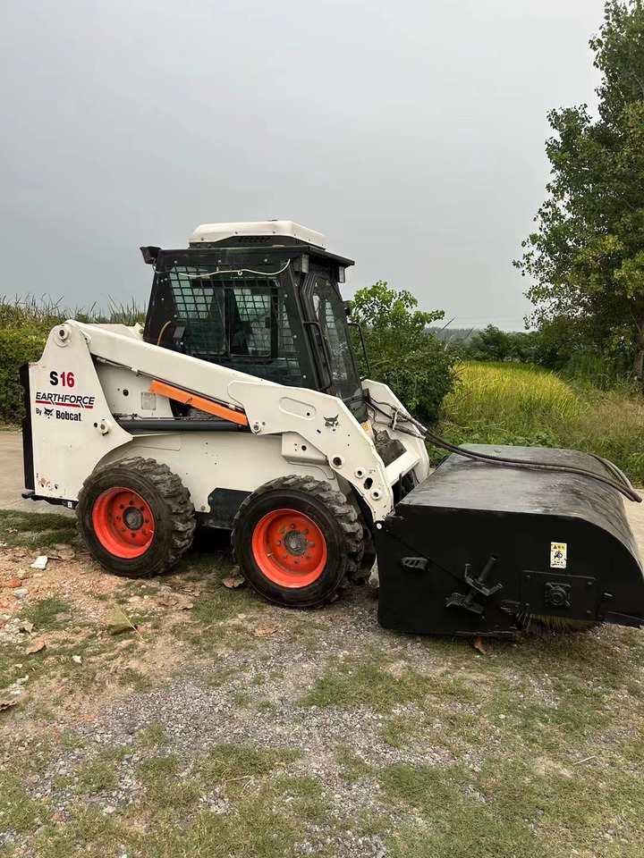 BOBCAT S16 - Мини челен товарач: снимка 2 BOBCAT S16 - Мини челен товарач: снимка 2