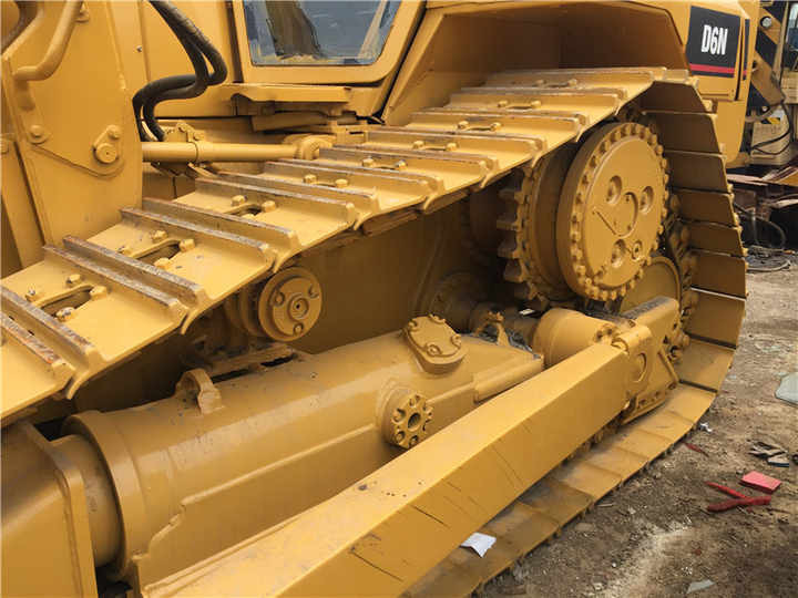 Good Condition D6N Mini Bulldozer New Crawler Bulldozer with Parts Price Bulldozers - Булдозер: снимка 5 Good Condition D6N Mini Bulldozer New Crawler Bulldozer with Parts Price Bulldozers - Булдозер: снимка 5