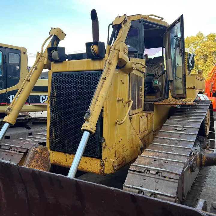 Good Condition D6h Mini Bulldozer New Crawler Bulldozer with Parts Price Bulldozers - Булдозер: снимка 2 Good Condition D6h Mini Bulldozer New Crawler Bulldozer with Parts Price Bulldozers - Булдозер: снимка 2