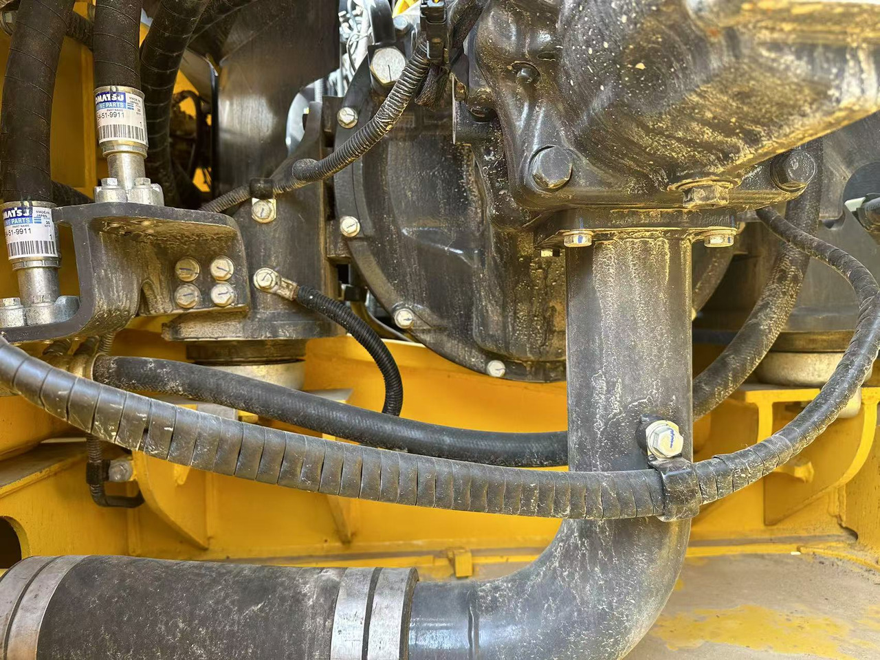 KOMATSU Crawler excavator Low Price Used Construction Machinery Komatsu PC350-7 Hydraulic Excavator for Earthmoving and Construction Site Hot Sale - Верижен багер: снимка 3 KOMATSU Crawler excavator Low Price Used Construction Machinery Komatsu PC350-7 Hydraulic Excavator for Earthmoving and Construction Site Hot Sale - Верижен багер: снимка 3