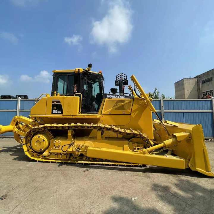 Komatsu D65EX High Efficiency Bulldozer komatsu Engine 180HP Crawler Bulldozer China - Булдозер: снимка 1 Komatsu D65EX High Efficiency Bulldozer komatsu Engine 180HP Crawler Bulldozer China - Булдозер: снимка 1