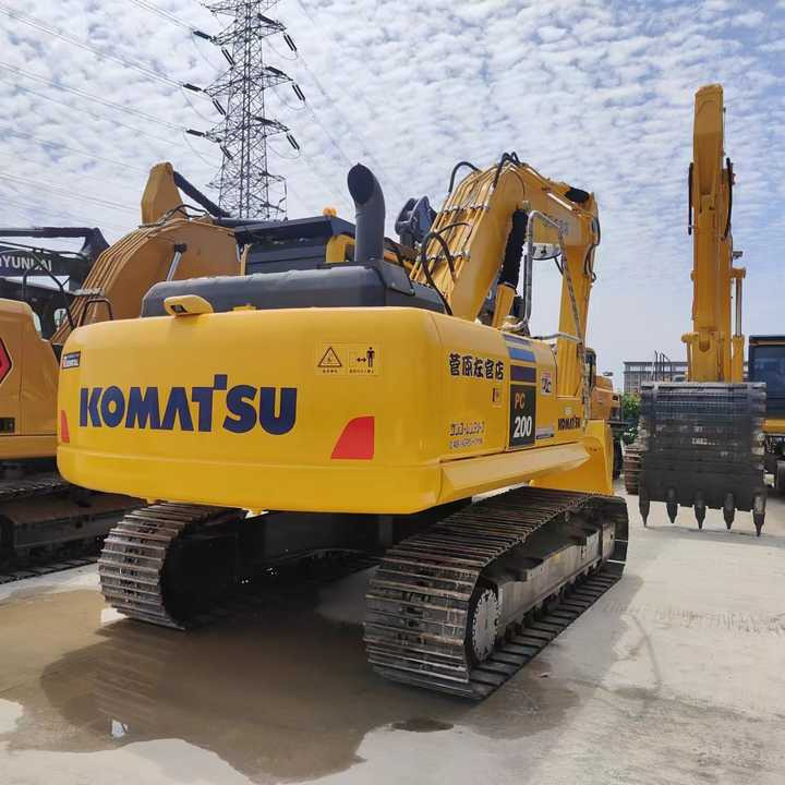 PC200-8 Low Working Hour Second Hand 20 Ton Excavator Komatsu Pc200-8 Crawler Excavator Used Komatsu Excavator PC200-8N1 - Багер: снимка 1 PC200-8 Low Working Hour Second Hand 20 Ton Excavator Komatsu Pc200-8 Crawler Excavator Used Komatsu Excavator PC200-8N1 - Багер: снимка 1