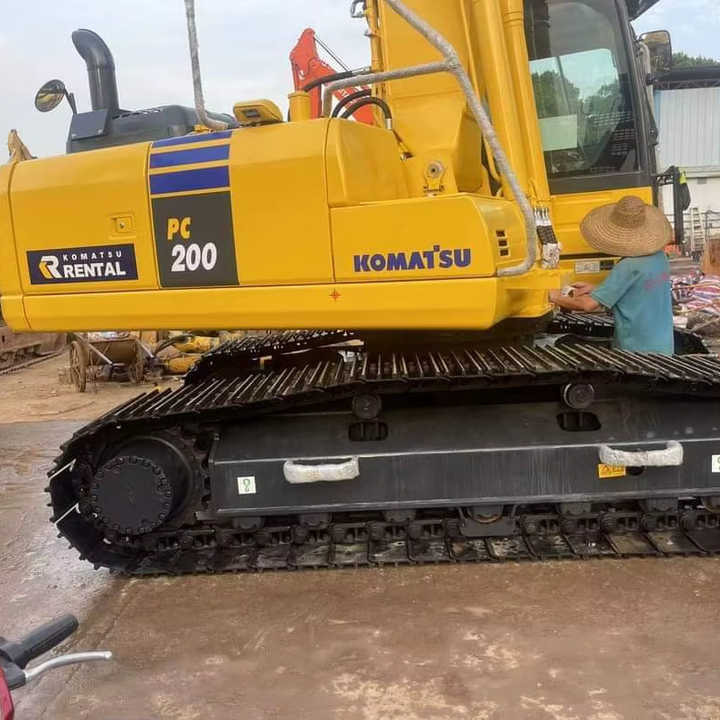 PC200-8 Low Working Hour Second Hand 20 Ton Excavator Komatsu Pc200-8 Crawler Excavator Used Komatsu Excavator PC200-8N1 - Багер: снимка 1 PC200-8 Low Working Hour Second Hand 20 Ton Excavator Komatsu Pc200-8 Crawler Excavator Used Komatsu Excavator PC200-8N1 - Багер: снимка 1