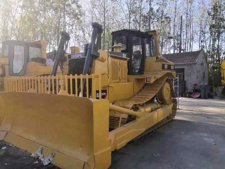 Second Hand Caterpillar CAT D7H D7G D7R Bulldozer, Used CAT D7H Japan Import in Good Condition - Булдозер: снимка 4 Second Hand Caterpillar CAT D7H D7G D7R Bulldozer, Used CAT D7H Japan Import in Good Condition - Булдозер: снимка 4