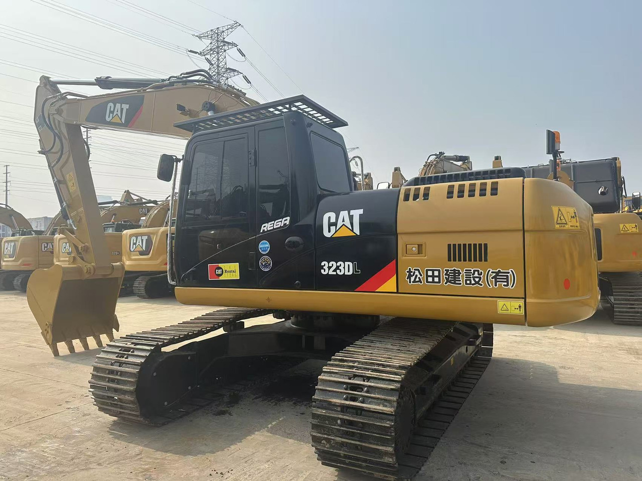 CATERPILLAR Used Digger CAT 323DL Construction Machinery Construction Digger Used CAT 323DL Cheap Excavator - Строителна техника: снимка 1 CATERPILLAR Used Digger CAT 323DL Construction Machinery Construction Digger Used CAT 323DL Cheap Excavator - Строителна техника: снимка 1