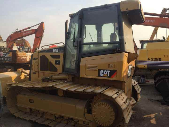Used Cat Mini Bulldozer D5k D5 D5g Cat Dozers - Булдозер: снимка 2 Used Cat Mini Bulldozer D5k D5 D5g Cat Dozers - Булдозер: снимка 2