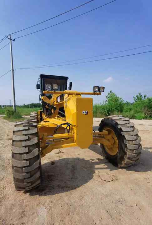 Used Caterpillar CAT 140k Land Road Motor Grader CAT140k Used Grader Cheap Price for Sale - Грейдер: снимка 2 Used Caterpillar CAT 140k Land Road Motor Grader CAT140k Used Grader Cheap Price for Sale - Грейдер: снимка 2