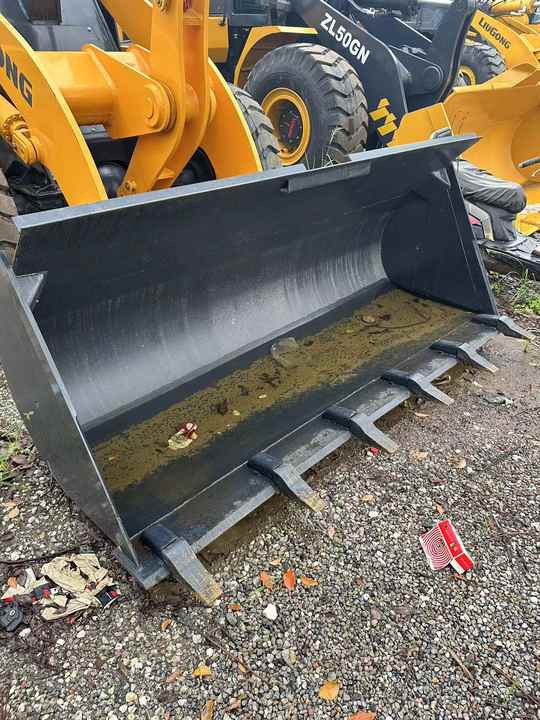 Used China Brand Liugong Clg836 Wheel Loader for Sale Clg 836 856 Wheel Loader - Колесен товарач: снимка 5 Used China Brand Liugong Clg836 Wheel Loader for Sale Clg 836 856 Wheel Loader - Колесен товарач: снимка 5