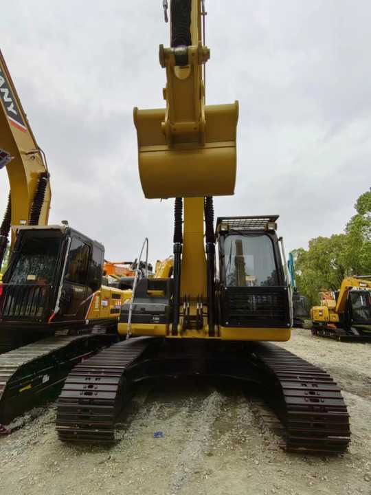 Used Digger CAT 323D2L Construction Machinery Construction Digger Used CAT 323D2L Cheap Excavator - Верижен багер: снимка 3 Used Digger CAT 323D2L Construction Machinery Construction Digger Used CAT 323D2L Cheap Excavator - Верижен багер: снимка 3