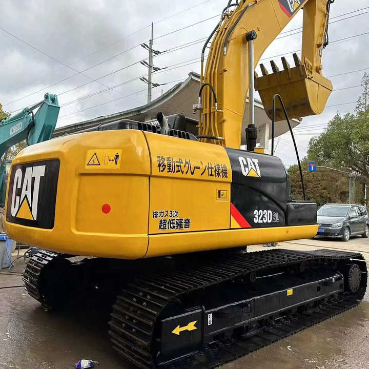 Used Digger CAT 323D2L Construction Machinery Construction Digger Used CAT 323D2L Cheap Excavator - Верижен багер: снимка 1 Used Digger CAT 323D2L Construction Machinery Construction Digger Used CAT 323D2L Cheap Excavator - Верижен багер: снимка 1