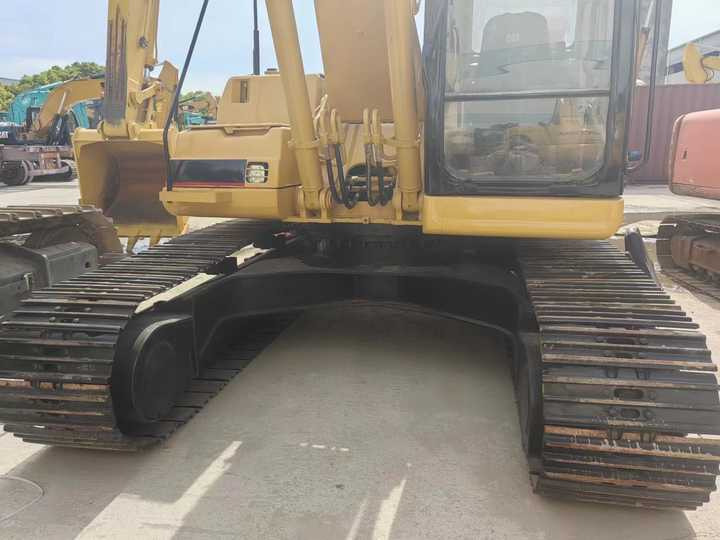 Used Digger CAT 325BL Construction Machinery Construction Digger Used CAT 325BL Cheap Excavator - Верижен багер: снимка 3 Used Digger CAT 325BL Construction Machinery Construction Digger Used CAT 325BL Cheap Excavator - Верижен багер: снимка 3