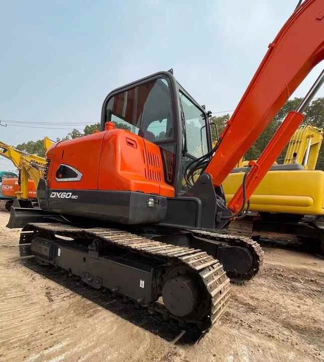 Used Doosan DX60-9c Excavator | Low Hours | Robust Undercarriage | Global Shipping | Discounted Price - Мини багер: снимка 2 Used Doosan DX60-9c Excavator | Low Hours | Robust Undercarriage | Global Shipping | Discounted Price - Мини багер: снимка 2