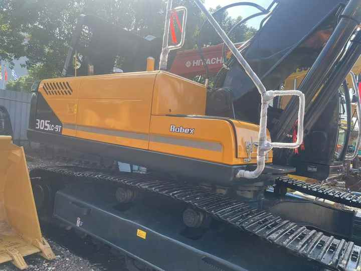 Used HYUNDAI 305LC-9T Crawler Excavator with Good Performance Hyundai30 Tons Earthmoving Machinery with Low Price On-sale - Верижен багер: снимка 3 Used HYUNDAI 305LC-9T Crawler Excavator with Good Performance Hyundai30 Tons Earthmoving Machinery with Low Price On-sale - Верижен багер: снимка 3