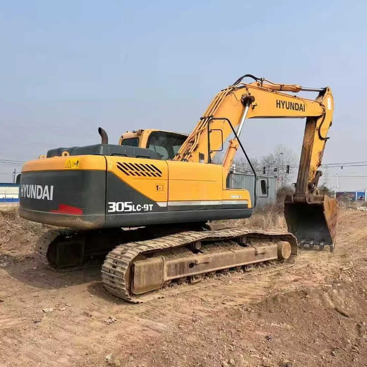 Used HYUNDAI 305LC-9T Crawler Excavator with good performance Hyundai30 tons earthmoving machinery with low price on-sale - Верижен багер: снимка 1 Used HYUNDAI 305LC-9T Crawler Excavator with good performance Hyundai30 tons earthmoving machinery with low price on-sale - Верижен багер: снимка 1