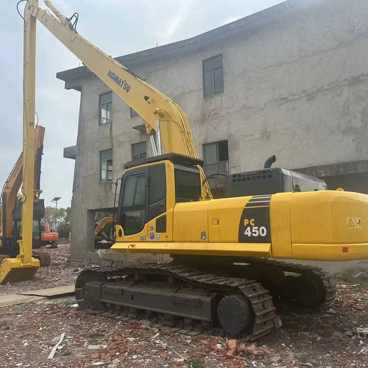 Used Komatsu PC450-8 Excavator Carrying Extra Long Arm Superior Performance Used Komatsu 45 Tonne Hydraulic Excavator Hot Sale - Верижен багер: снимка 1 Used Komatsu PC450-8 Excavator Carrying Extra Long Arm Superior Performance Used Komatsu 45 Tonne Hydraulic Excavator Hot Sale - Верижен багер: снимка 1