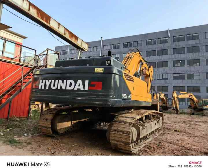 Used Korea Brand hyundai 520-9vs Large Excavator for Sale - Верижен багер: снимка 3 Used Korea Brand hyundai 520-9vs Large Excavator for Sale - Верижен багер: снимка 3
