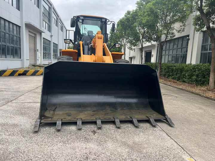 Used LIUGONG 856H wheel in Good Condition for sale 90%new uesd Loader liugong 856h Used Loader For Sale - Колесен товарач: снимка 5 Used LIUGONG 856H wheel in Good Condition for sale 90%new uesd Loader liugong 856h Used Loader For Sale - Колесен товарач: снимка 5