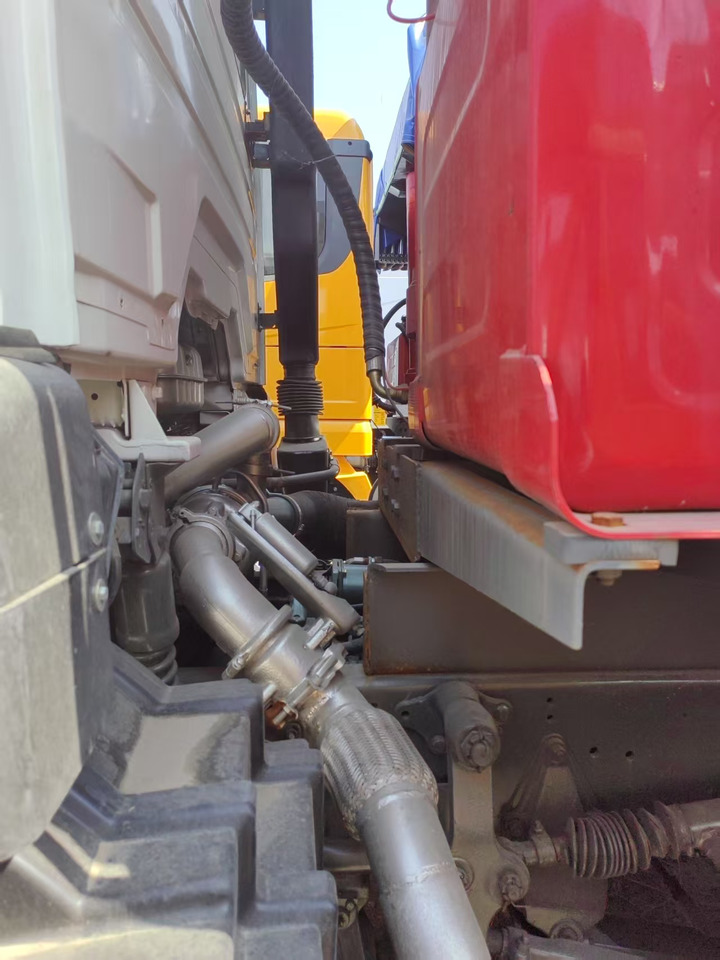 Howo HOWO 8X4 dump truck for sale - Самосвал камион: снимка 5 Howo HOWO 8X4 dump truck for sale - Самосвал камион: снимка 5