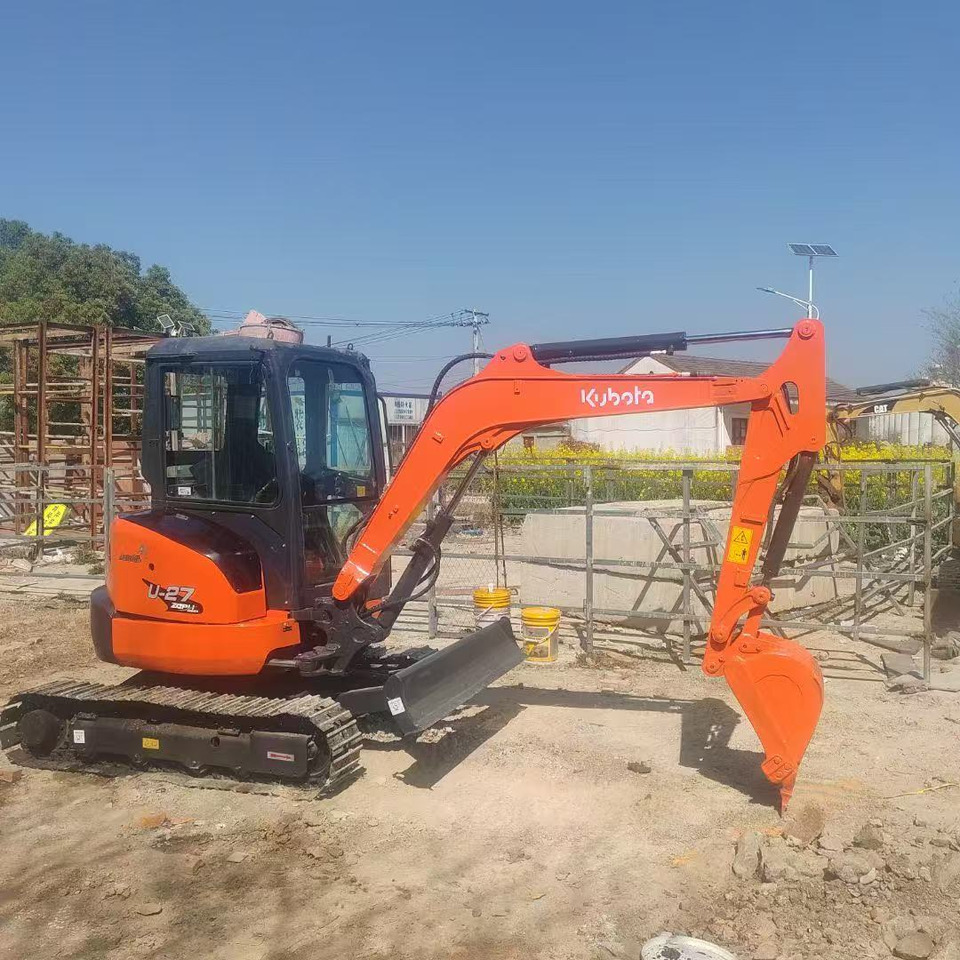 Kubota U30 - Мини багер: снимка 2 Kubota U30 - Мини багер: снимка 2