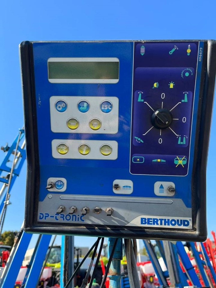 Berthoud Force 1000 - Навесна пръскачка: снимка 4 Berthoud Force 1000 - Навесна пръскачка: снимка 4