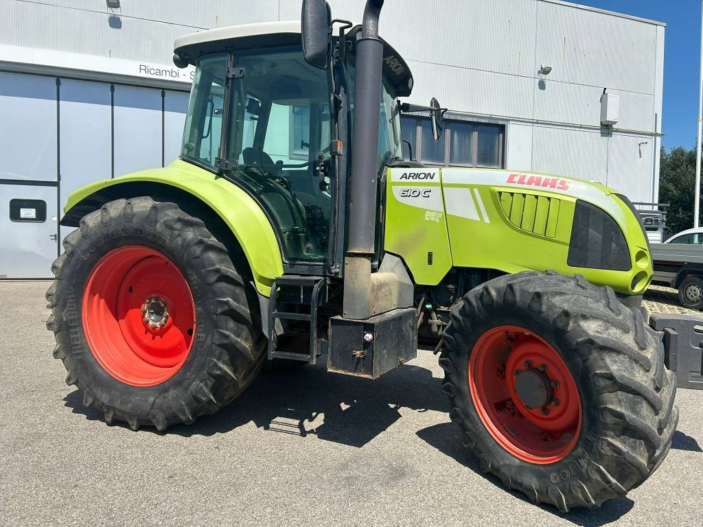 Claas Arion 610 C - Трактор: снимка 2 Claas Arion 610 C - Трактор: снимка 2