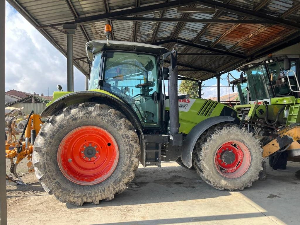 Claas Arion 630 - Трактор: снимка 4 Claas Arion 630 - Трактор: снимка 4