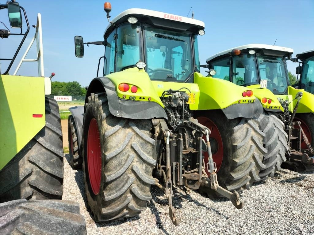 Claas Axion 810 CIS - Трактор: снимка 5 Claas Axion 810 CIS - Трактор: снимка 5