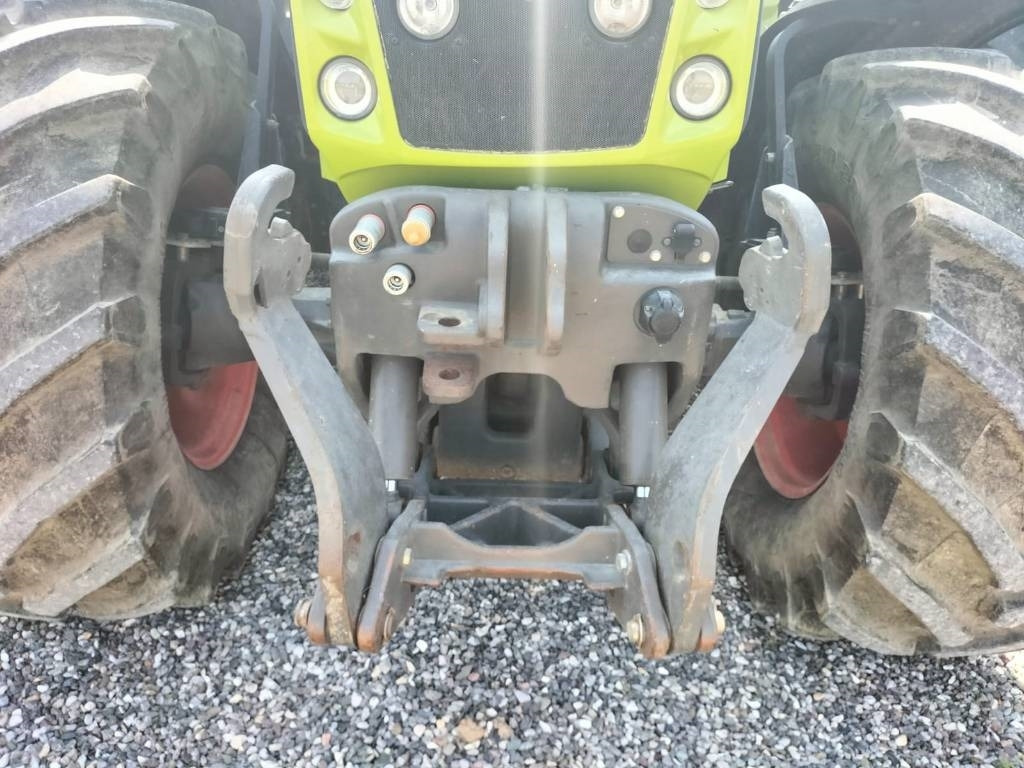 Claas Axion 810 CIS - Трактор: снимка 4 Claas Axion 810 CIS - Трактор: снимка 4