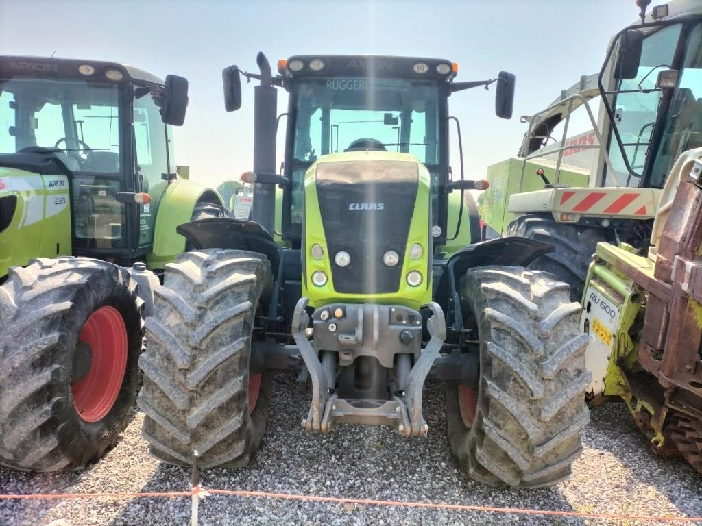 Claas Axion 810 CIS - Трактор: снимка 2 Claas Axion 810 CIS - Трактор: снимка 2