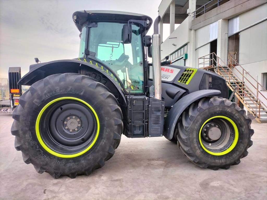 Claas Axion 810 - Трактор: снимка 4 Claas Axion 810 - Трактор: снимка 4