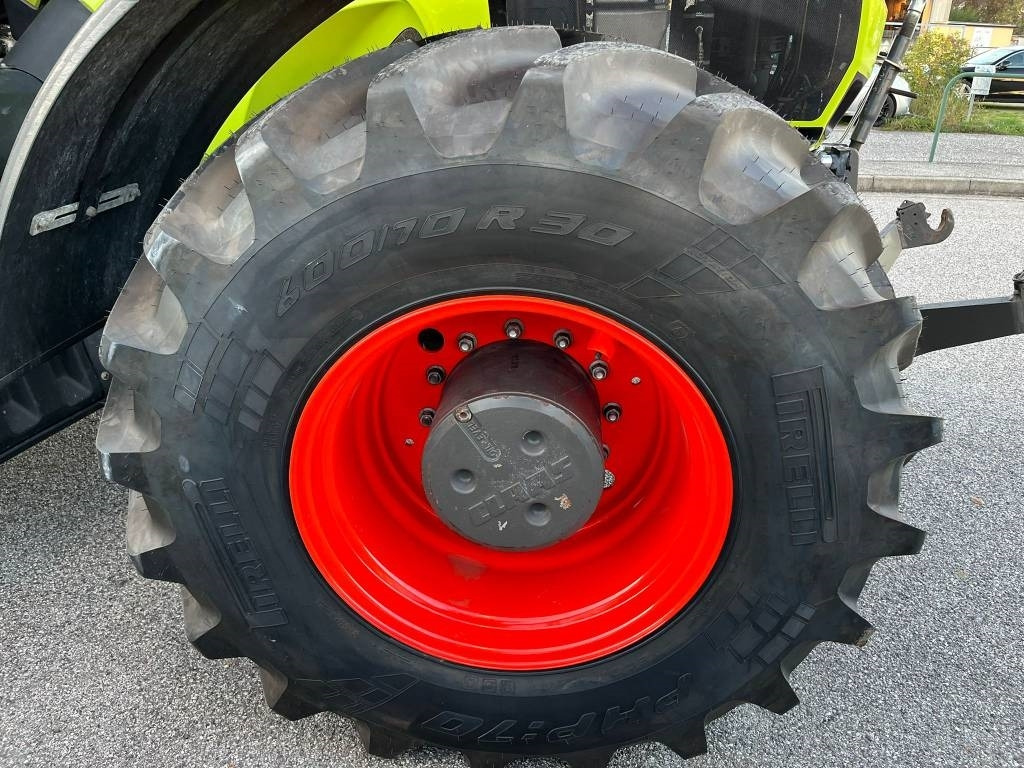 Claas Axion 940 Cmatic - Трактор: снимка 4 Claas Axion 940 Cmatic - Трактор: снимка 4