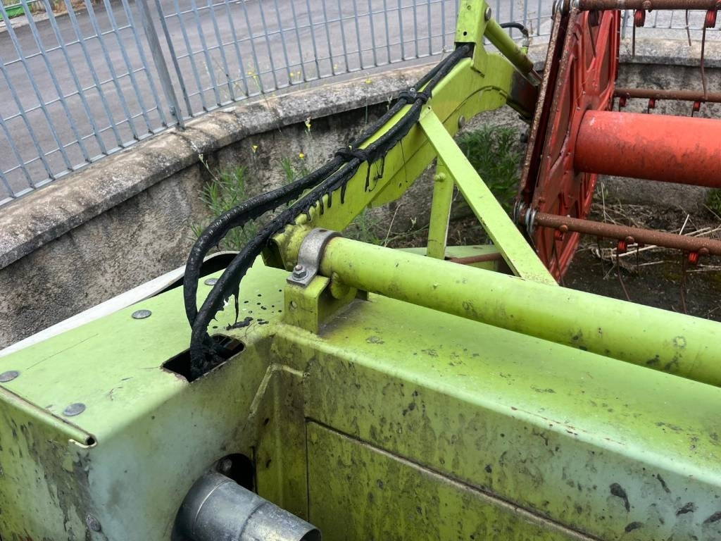 Claas C 600 - Хедер: снимка 4 Claas C 600 - Хедер: снимка 4