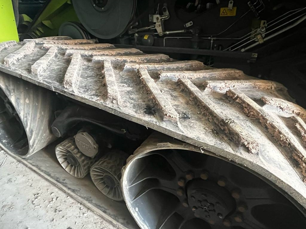 Claas LEXION 760 TT RISO - Зърнокомбайн: снимка 4 Claas LEXION 760 TT RISO - Зърнокомбайн: снимка 4